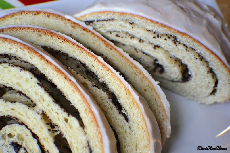 Poppy Seed Roll (Makowiec)